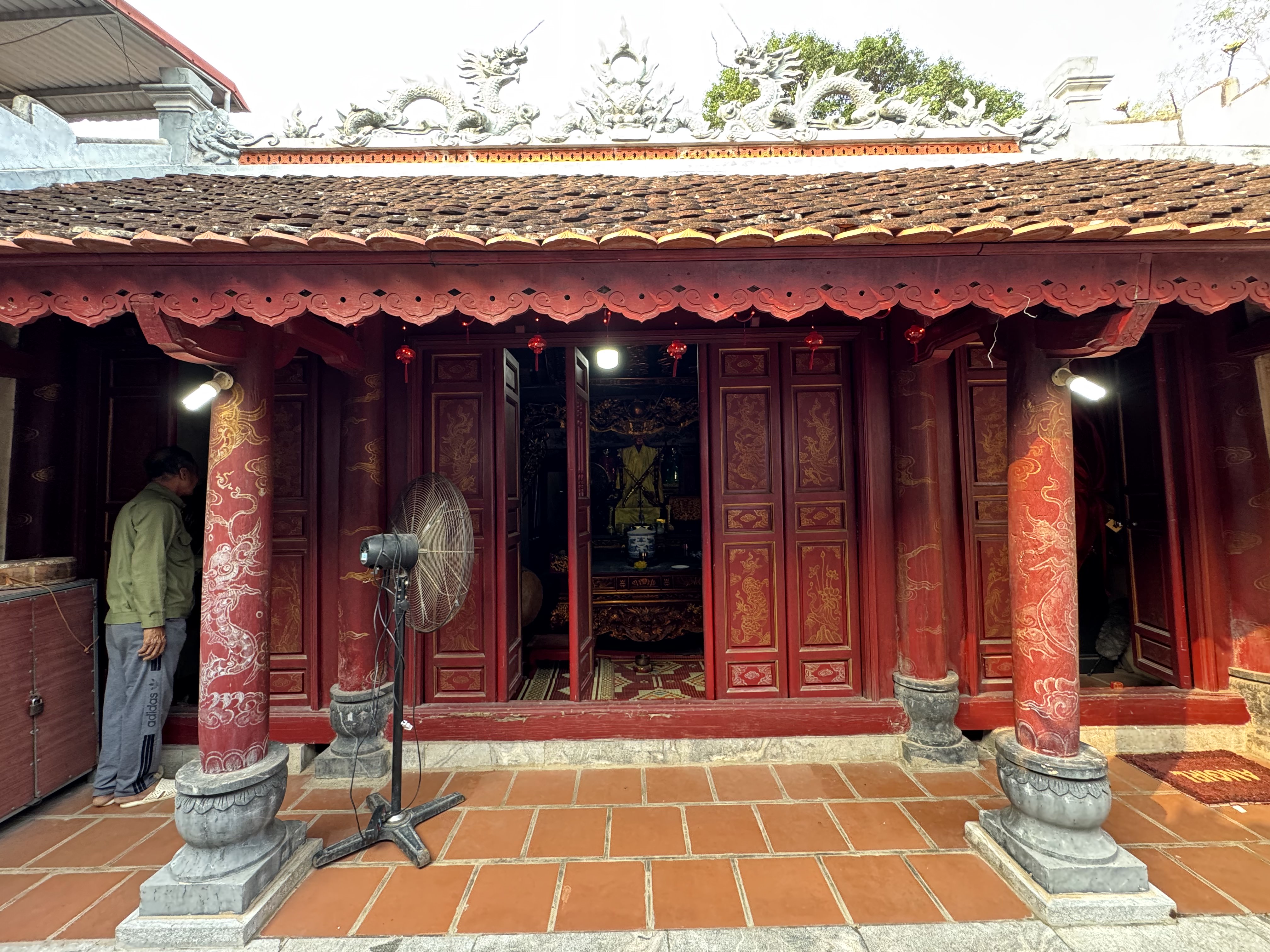 Khám Phá Đền-Nghè Đề Lĩnh: Nơi Giao Thoa Giữa Lịch Sử và Tâm Linh