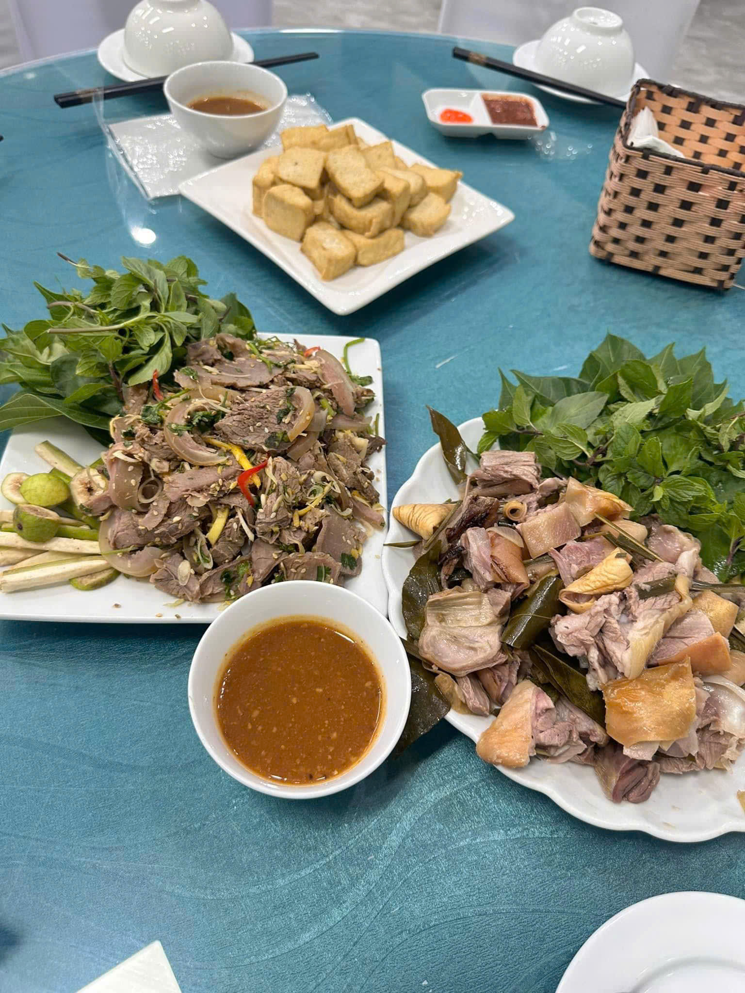 Dê tái