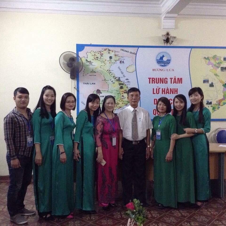 Tour tiêu chuẩn