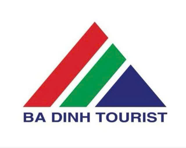 Tour tiêu chuẩn