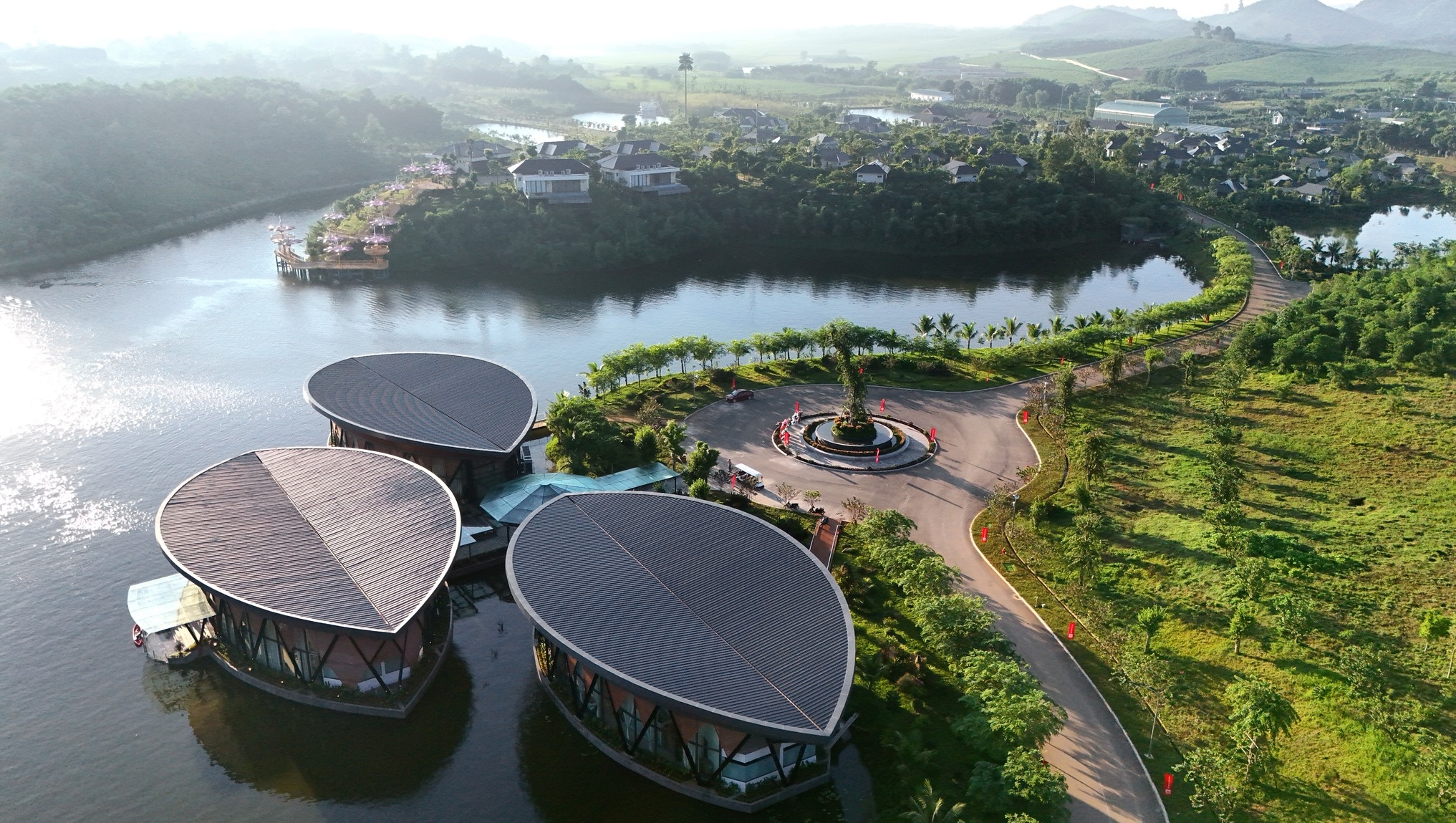 LAMORI Resort & Spa 